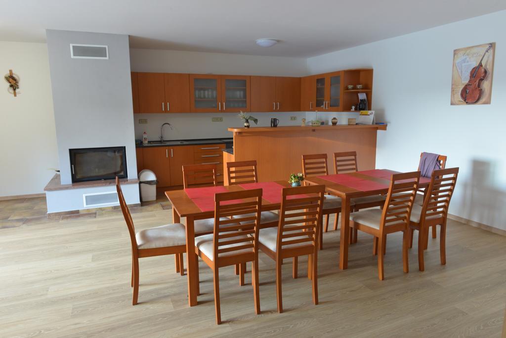 Penzion U Blatce Hotel Nove Hrady  Exterior photo